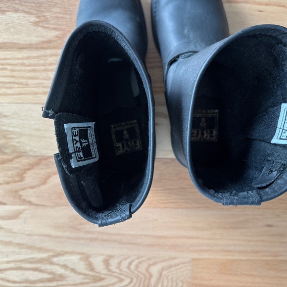 Frye Black Buckle Bootie 8.5 - Picture 3 of 4